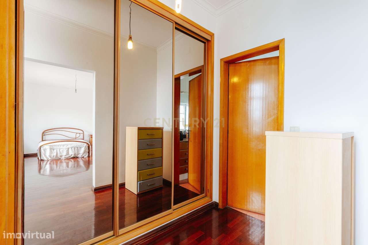 Moradia Isolada T4 Sarilhos Grande, Montijo-14