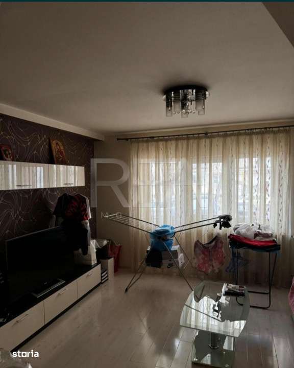 Apartament 3 camere, decomandat/ Drumul Taberei