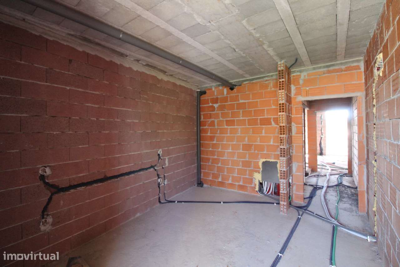 Duplex em Prédio Moderno – Vistas para o Rio-8