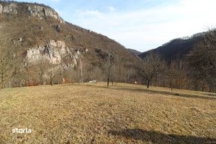 Vând teren intravilan 2662mp în Govăjdia, la 17 km de Hunedoara