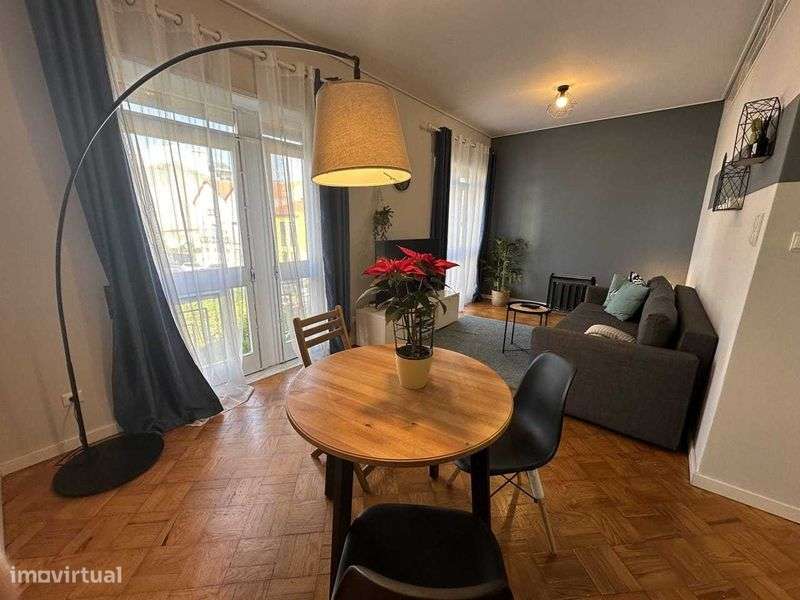 T2 remodelado no centro de Gaia e disponível para arrendamento. - Grande imagem: 4/9