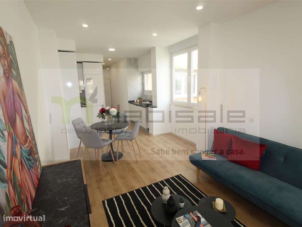 Apartamento T3 em Benfica totalmente remodelado - Grande imagem: 4/21