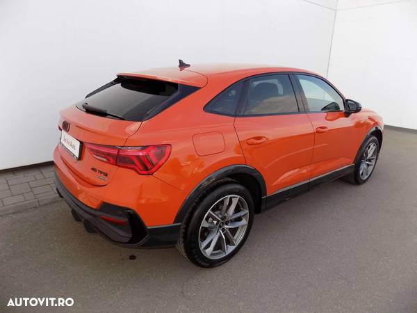 Audi Q3 Sportback 2.0 45 TFSI quattro S tronic S Line - 6