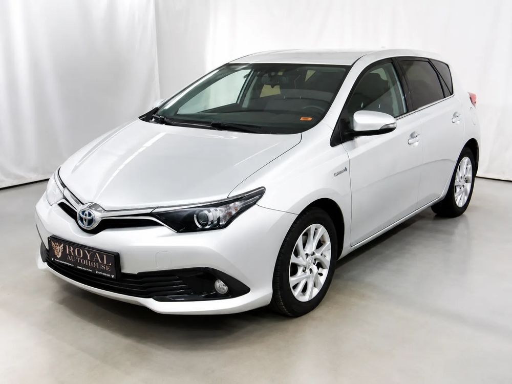 Toyota Auris II [2012 - 2018] 1.8 L VVT-i HSD Sol 2016