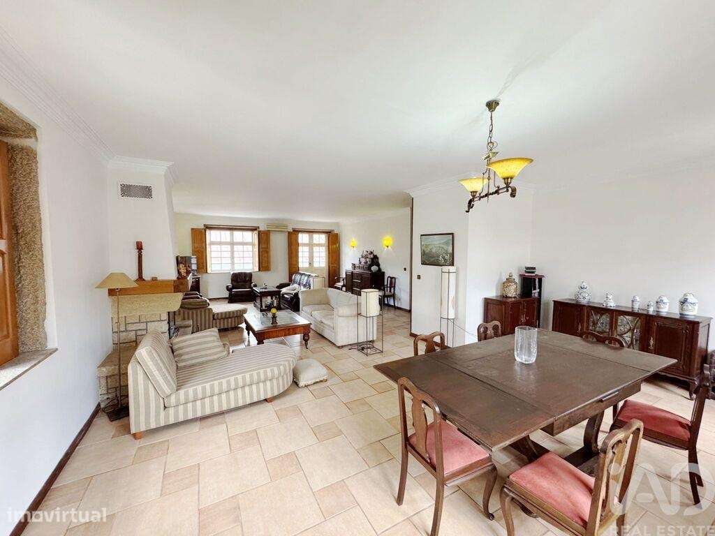 Apartamento T4 em Vila e Roussas de 262,00 m2 - Grande imagem: 2/18