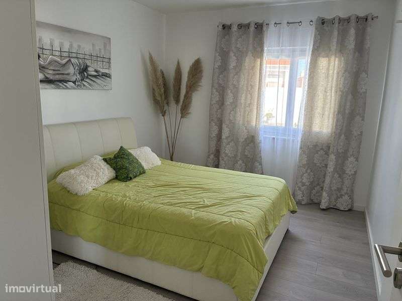 Excelente Moradia T4 com piscina privada - Grande imagem: 5/12