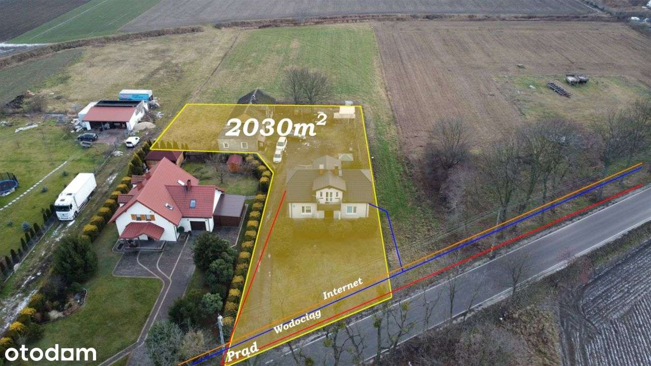 Dom z garażem i budynkiem gospodarczym-17