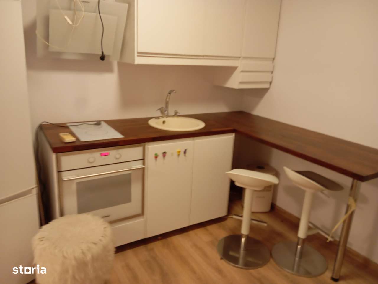 Garsonier renovat modern, centrul vechi, cladire fara risc seismic