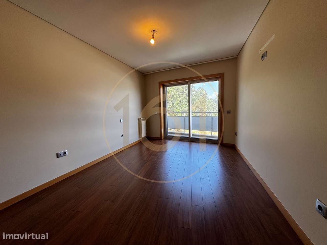 Apartamento T3+1 duplex com 2 terraços e varandas-12
