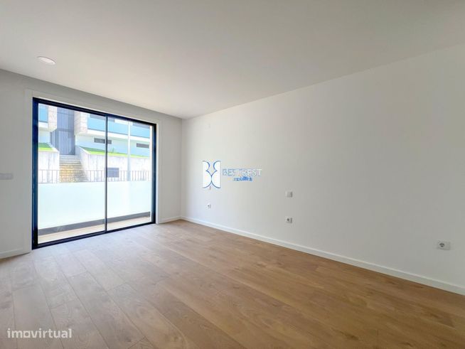 T3 NOVO COM GRANDE TERRAÇO, DESIGN MODERNO E EQUIPADO, AIRO, BARCELOS-15
