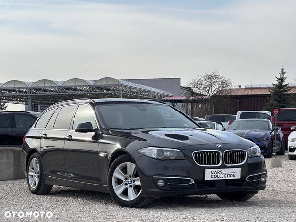 BMW Seria 5 530d Touring Luxury Line - 1