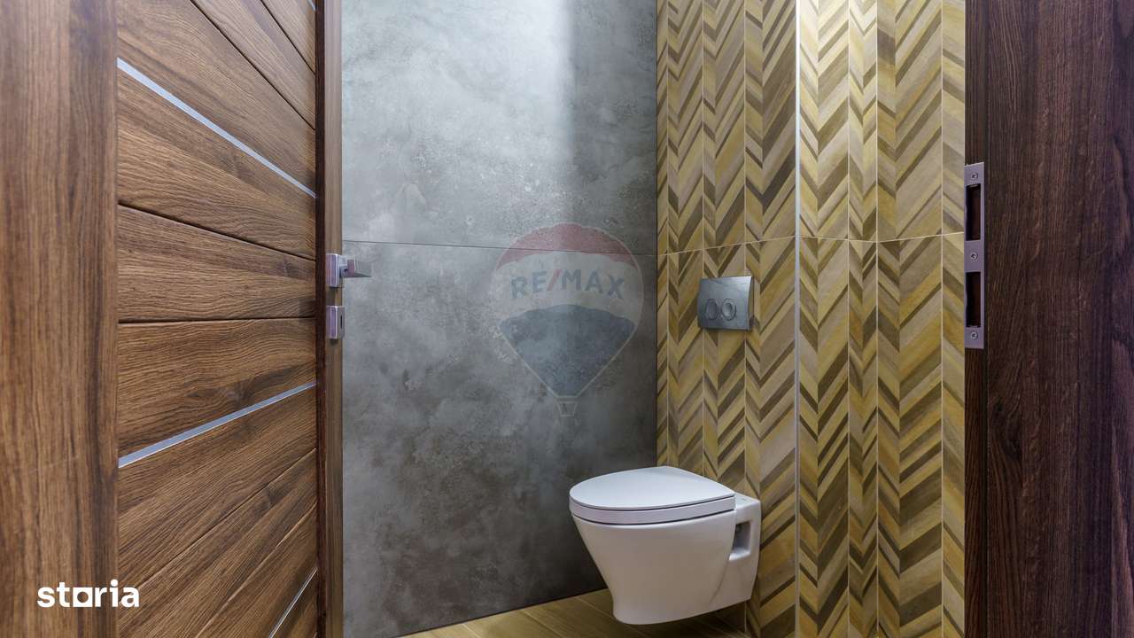 Apartament cu 3 camere de vânzare în zona Semicentral-13