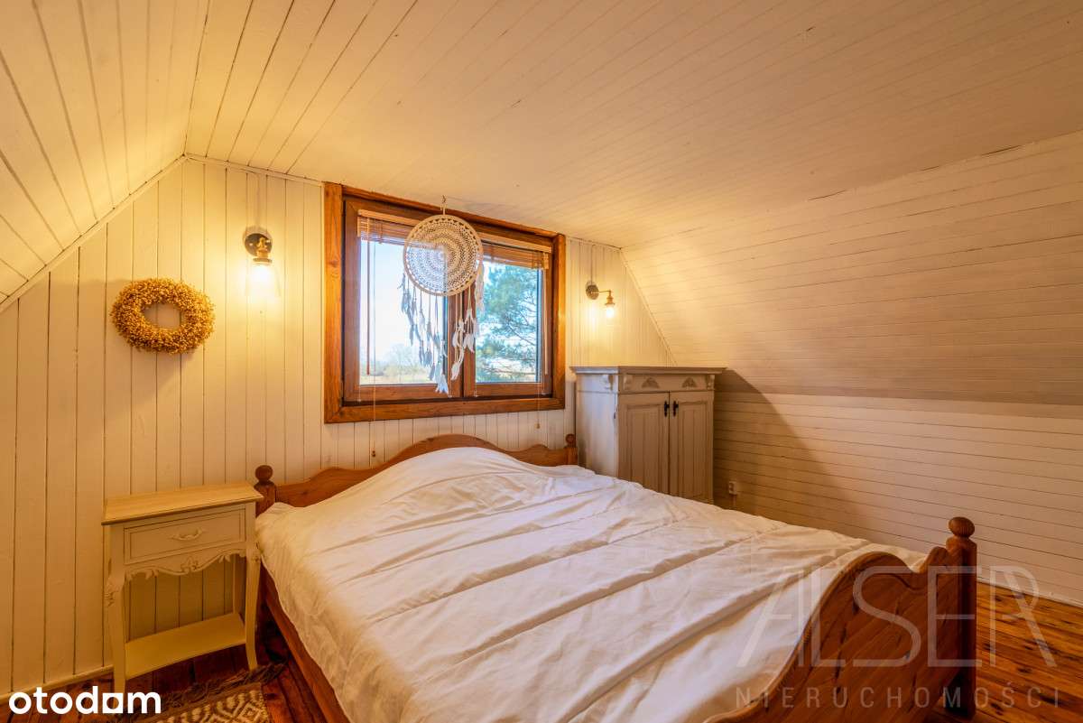 Dom z własnym stawem w ostatniej linii zabudowy-12