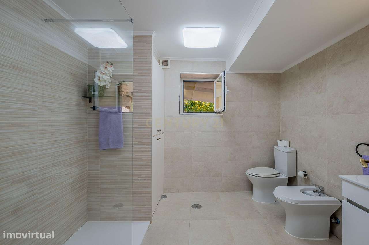 Moradia T4 com 5000m2 de Terreno - "Quinta do Sol"-34
