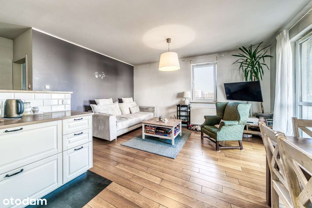 Rozkładowe mieszkanie z dużym balkonem, 1 piętro.-2