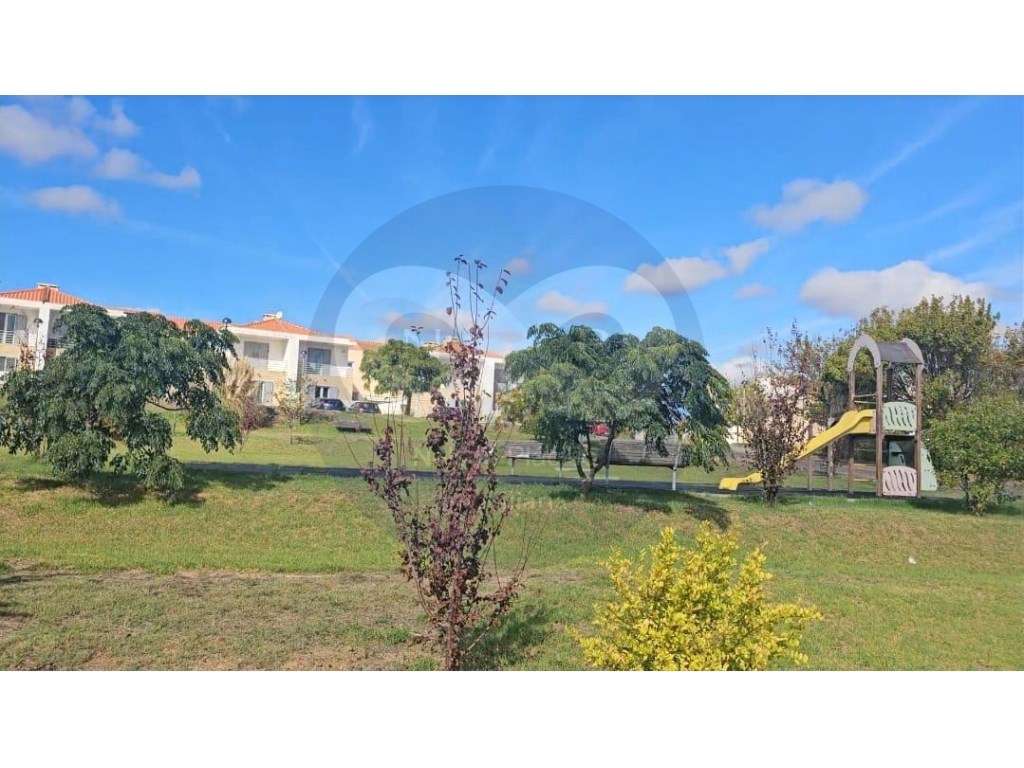 Lote para prédio com 20 fogos em Urbanização Recente. - Grande imagem: 4/6