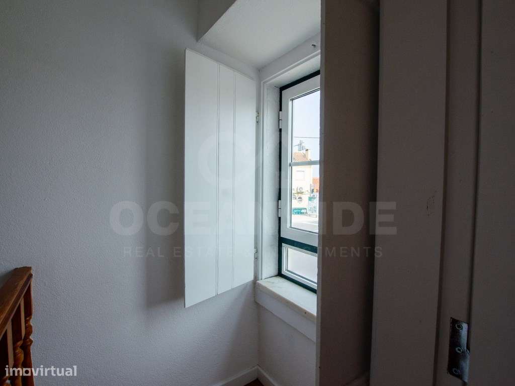 T2 no centro de Porto Salvo - Grande imagem: 5/18