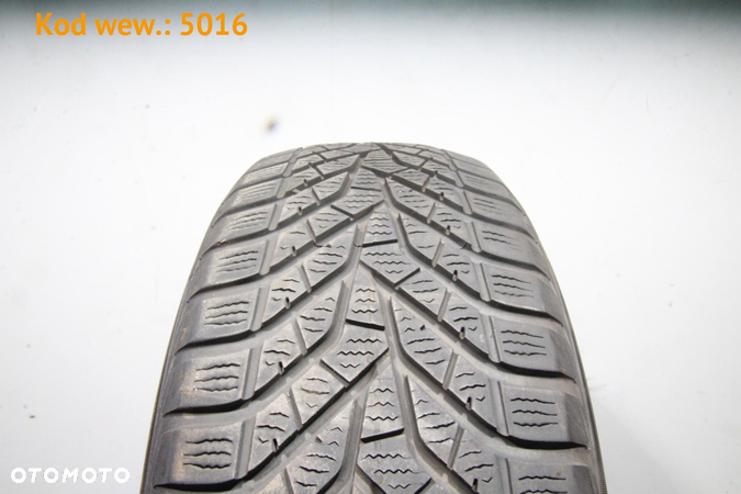 Yokohama BluEarth Winter V905 - 215/60 R16 - 1