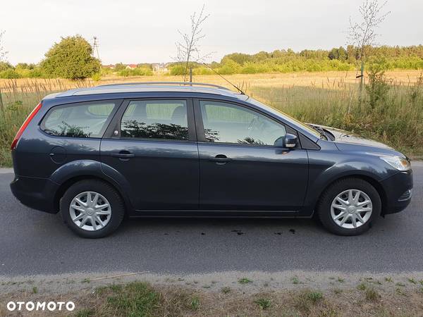 Ford Focus 1.6 Ghia - 4