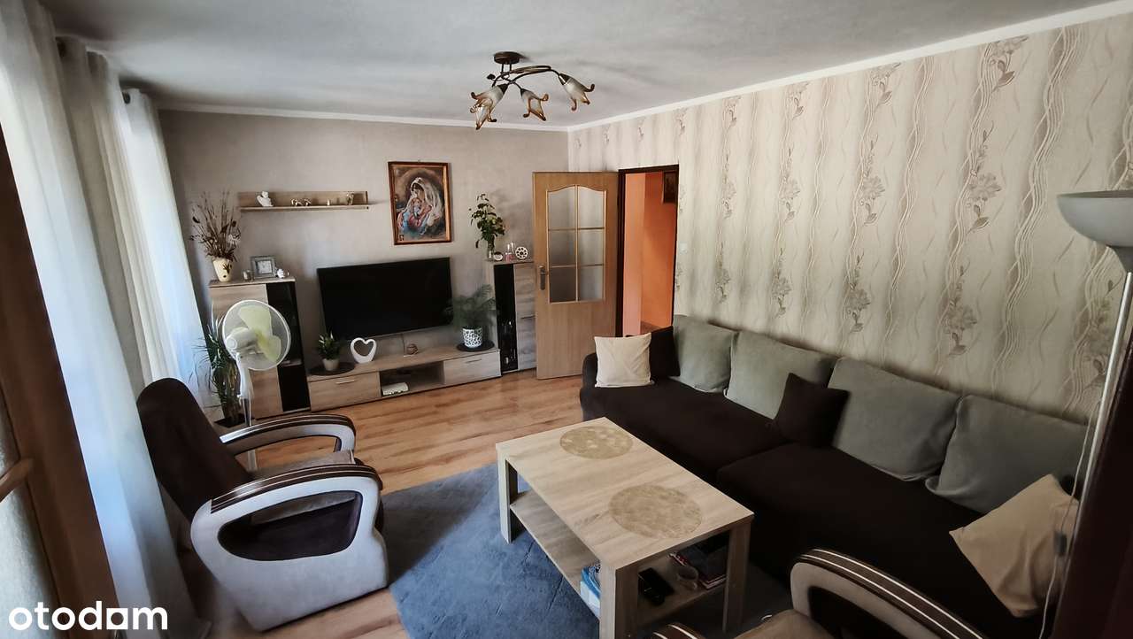 , Pl. Limanowskiego 2/2
