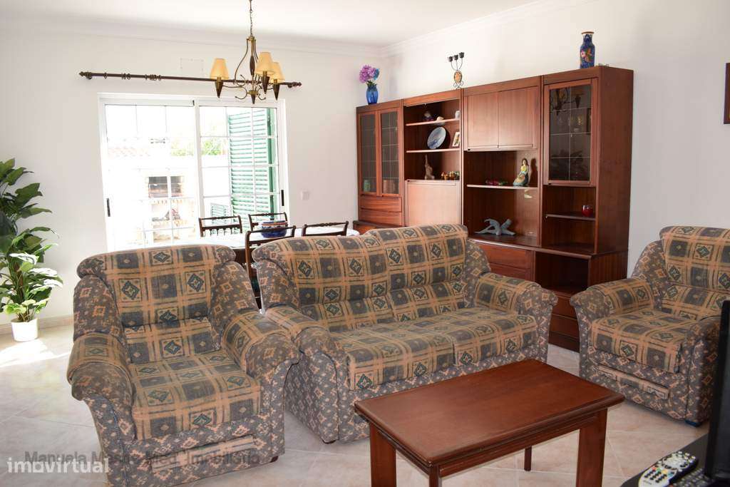 Moradia T3 com terraço e garagem em Manta Rota-10