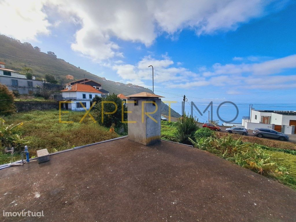 Moradia T2 Arco da Calheta, Madeira para remodelar