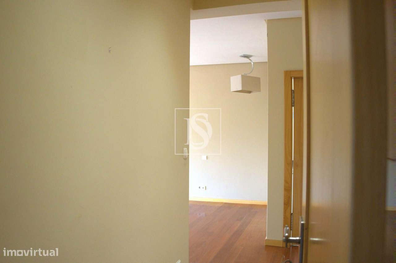 Moradia Isolada T5 em Monção-19