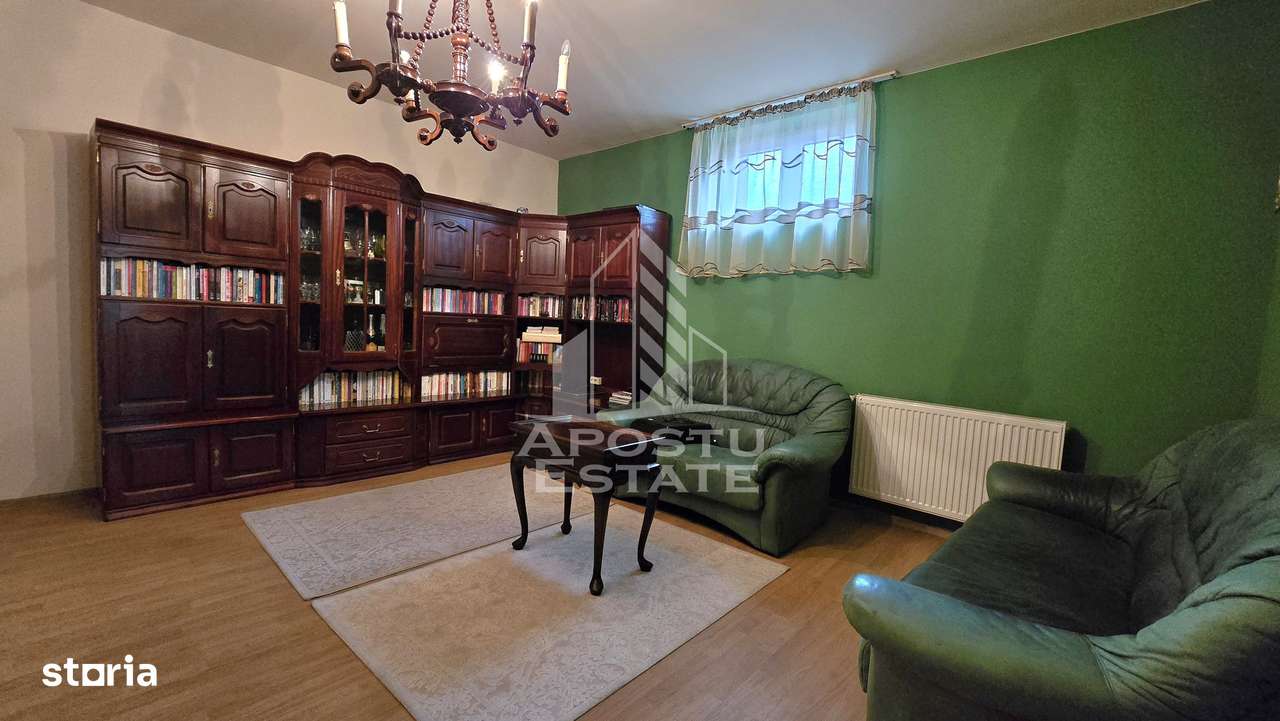 Casa individuala cu 5 camere si 3 bai, teren 1700 mp, Giarmata - Imagine principală: 5/10