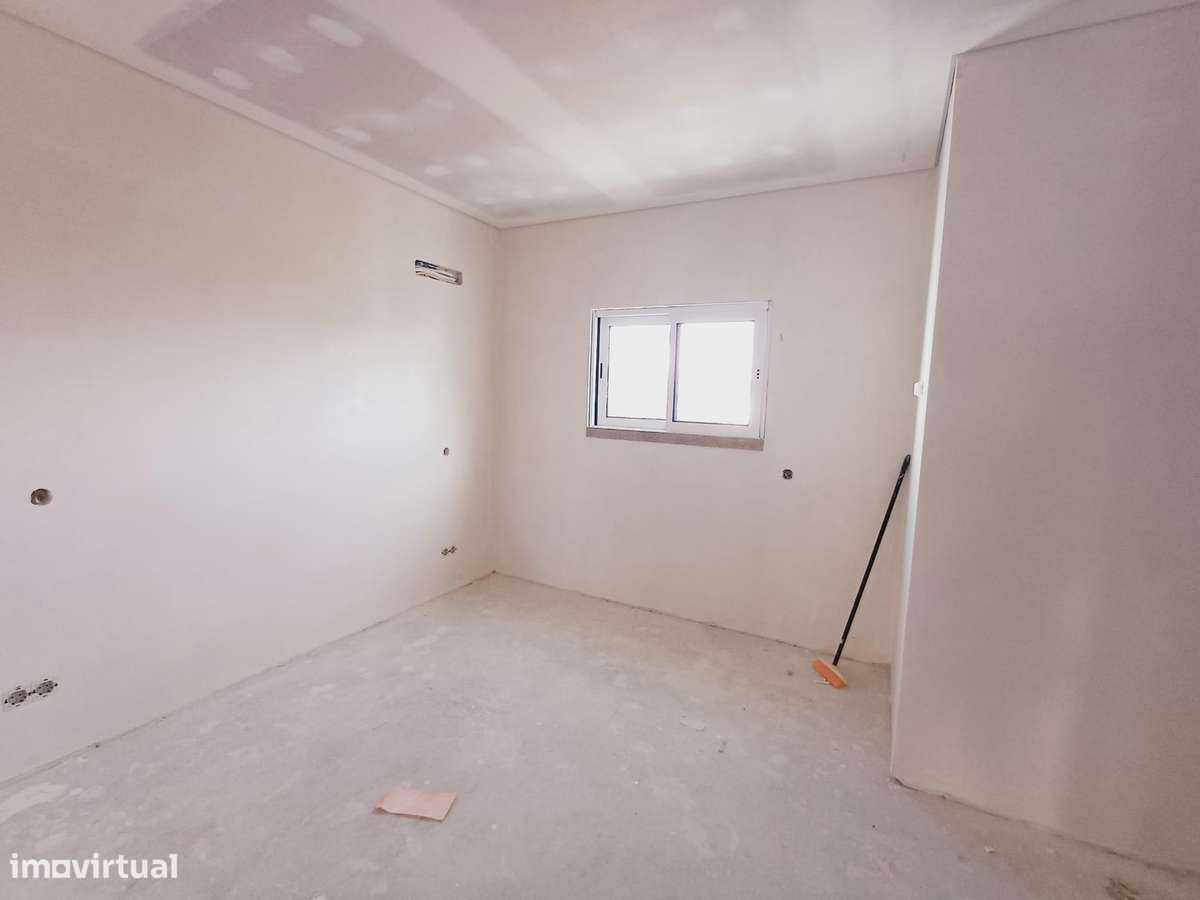 Apartamento T2 Novo de Luxo com garagem em Almancil-18