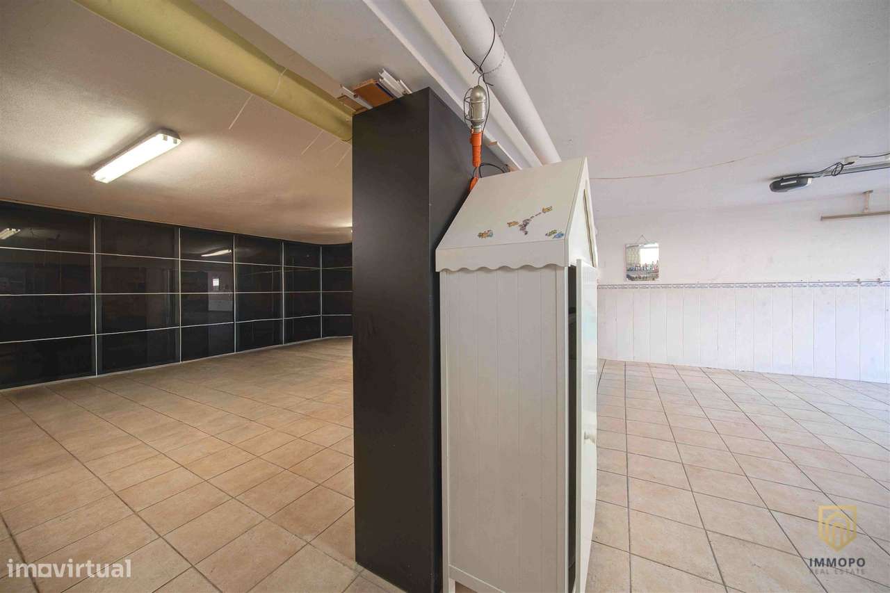 T3 em Ermesinde com garagem box para 4 carros | 185 m²-17