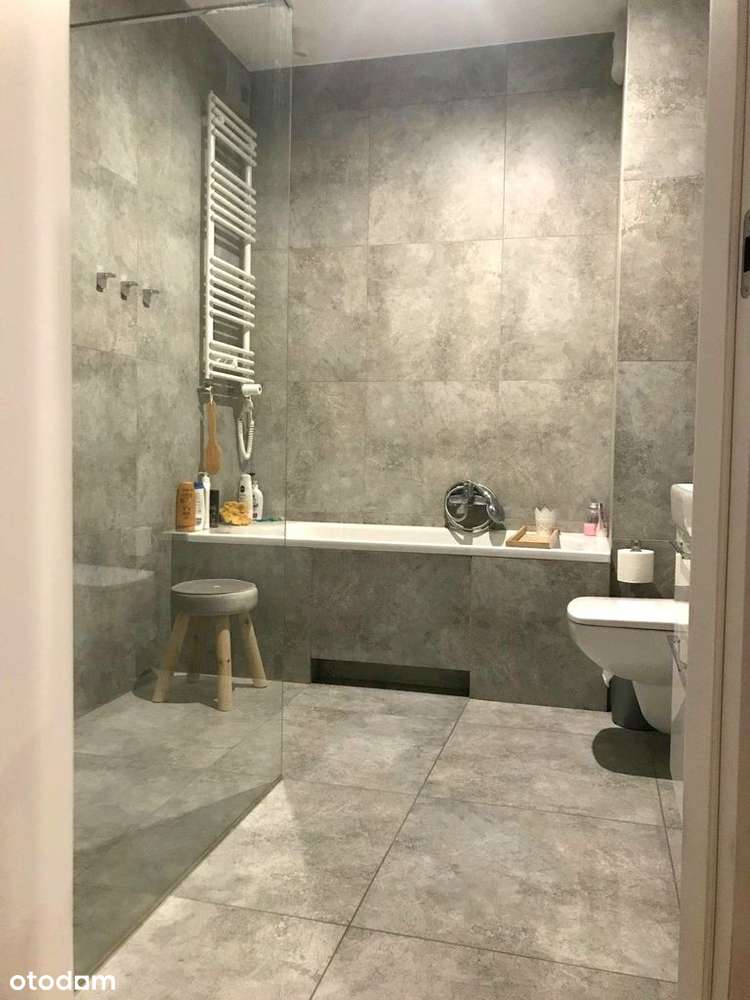 Komfortowe mieszkanie 3-pokojowe na os. zamkniętym-9