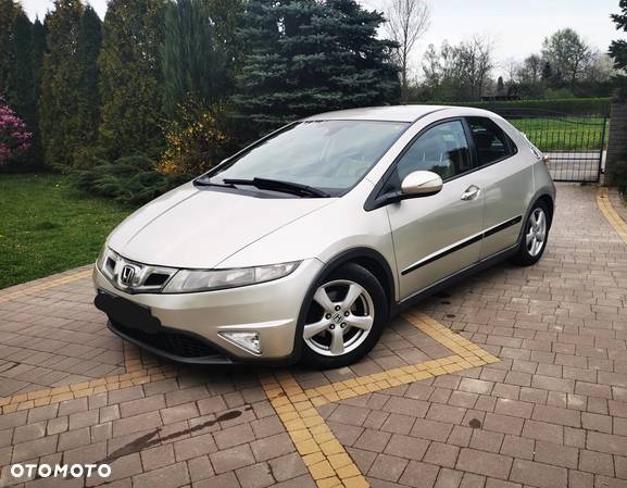 Honda Civic 1.8 Comfort - 3