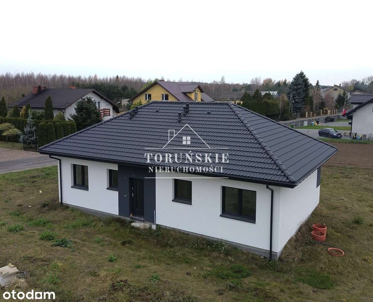 Nowy dom jednorodzinny w Czernikowie 4 pokoje - Pełny obrazek: 2/14