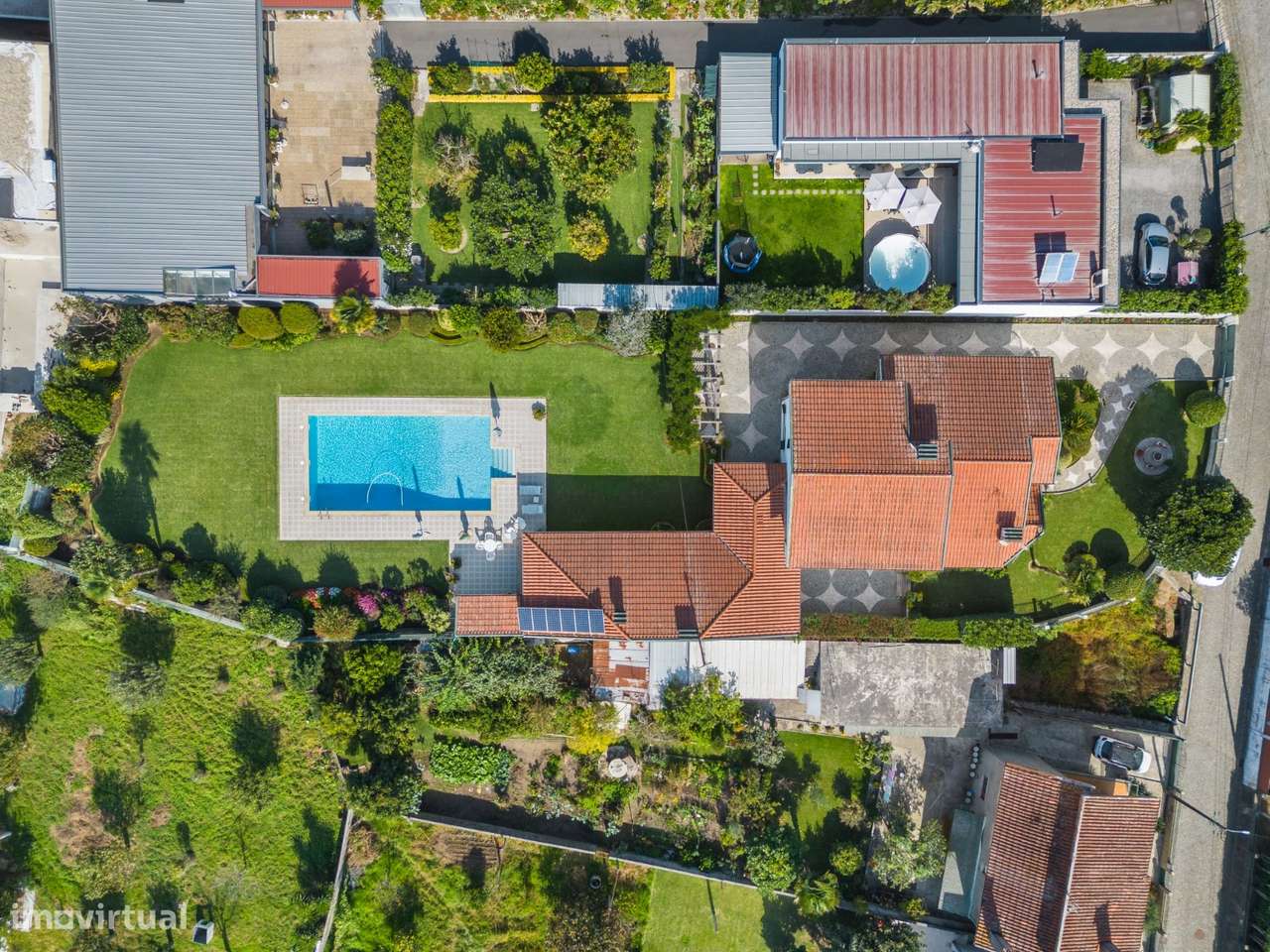 Moradia T3 com Piscina e Jardim em Galegos, Barcelos-26