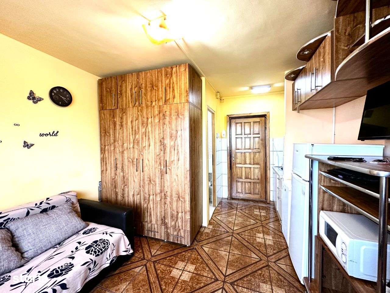 Garsoniera , etaj 1/4 - Zona Stadion-2