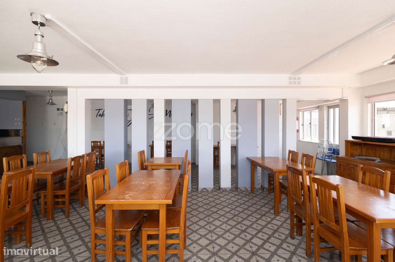 Edifício Comercial e Habitacional a 2 minutos da praia do Carvalhal - Grande imagem: 3/30