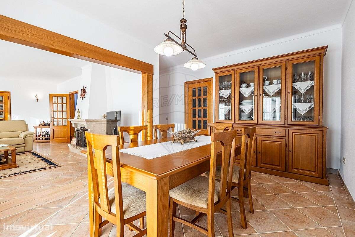 Moradia T4 para venda-32