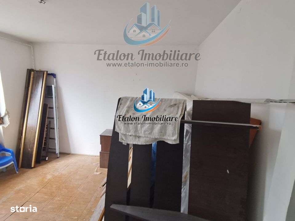 Apartament 2 camere etaj 4/4 Carrefour Precista-5