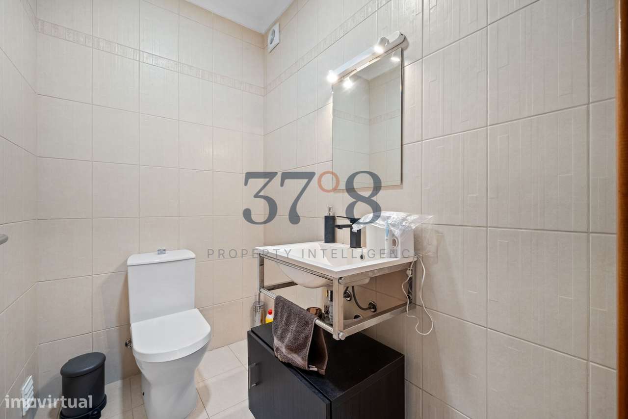 T4 - Moradia Versátil com Terraços, Garagem Dupla - Tavira Residencial-20