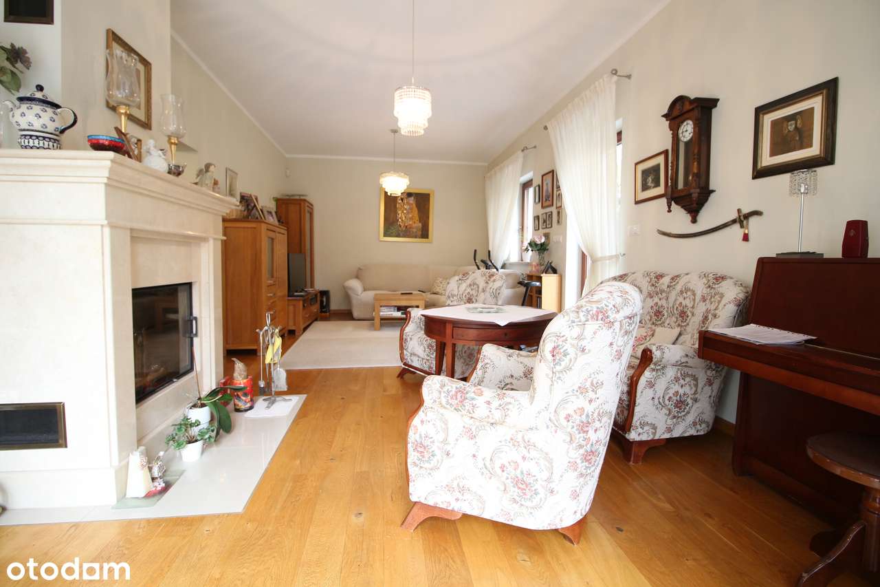 Strzeszyn Literacki Willa 390m2, Wysoka jakość, Świetna lokalizacja.-3