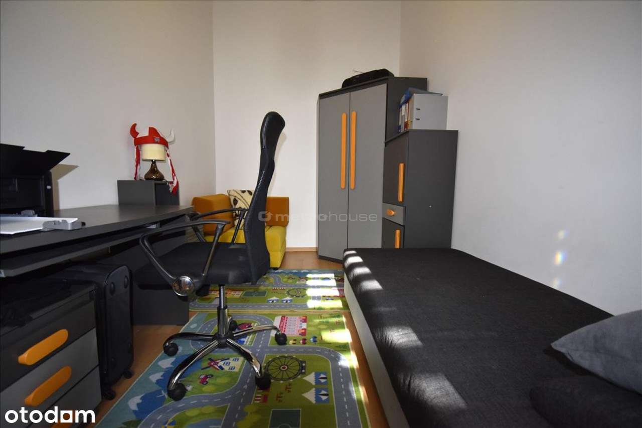 Przestronne mieszkanie z kominkiem_Własne wejście.-4