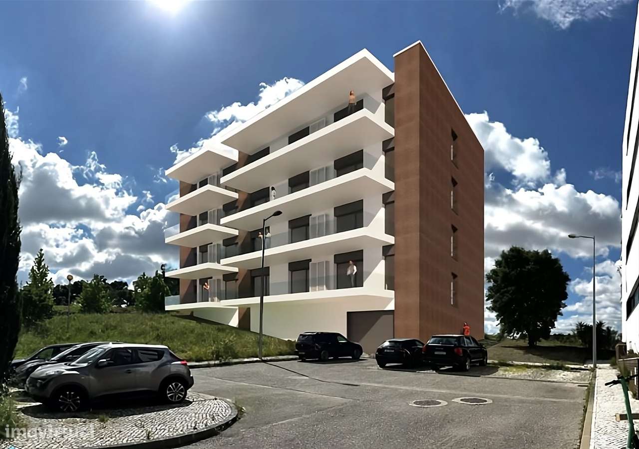 Apartamento T4 - Guarda Inglesa - Coimbra/Venda - Grande imagem: 2/5