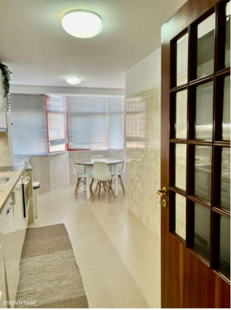 Quarto - localizado em Canidelo Porto - Grande imagem: 5/7