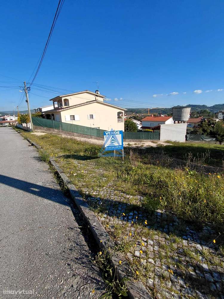 Terreno Urbano - Grande imagem: 5/24