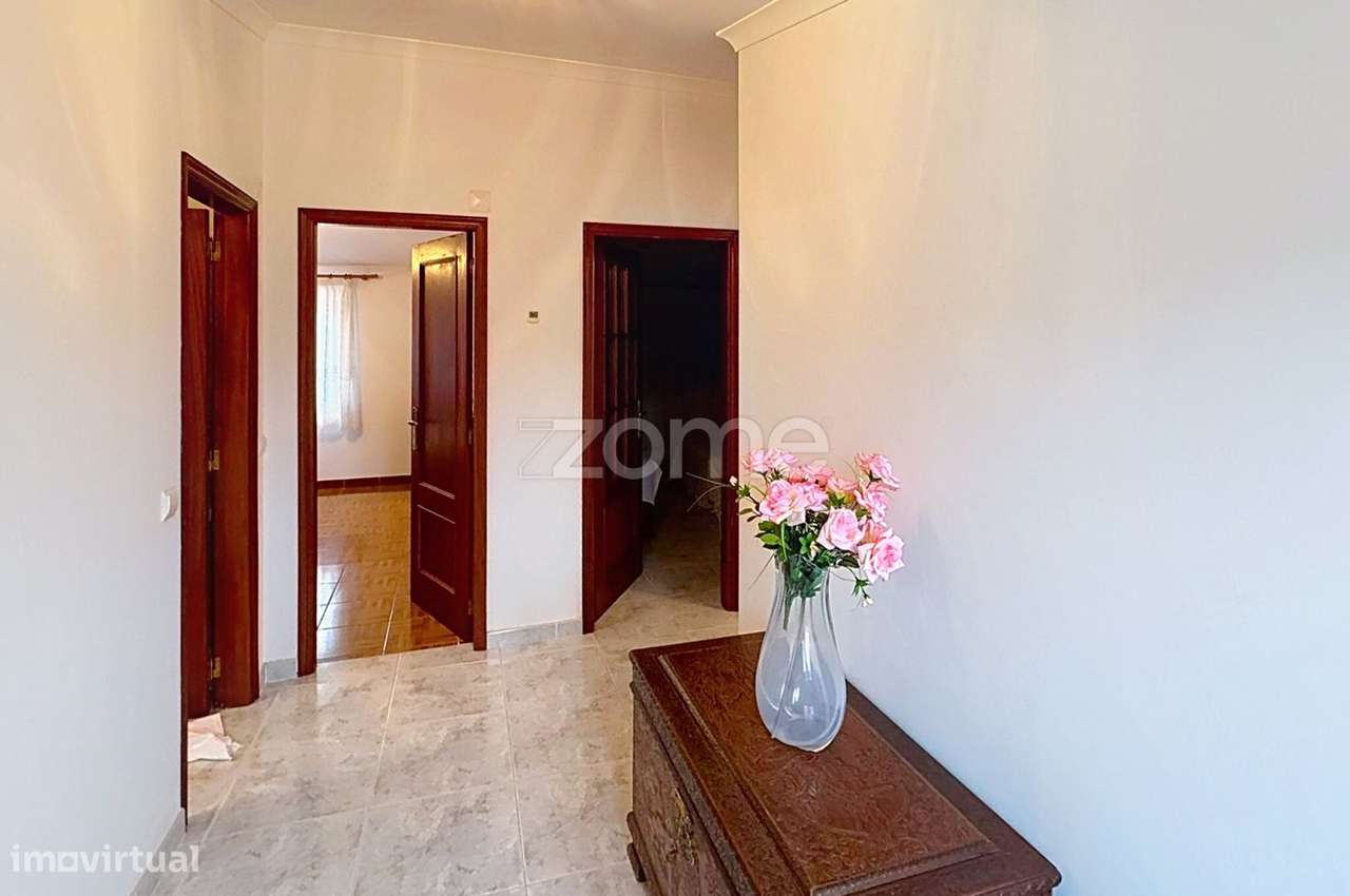 Moradia com Piscina, Quintal e Conforto Total a 8 km de Viseu-9