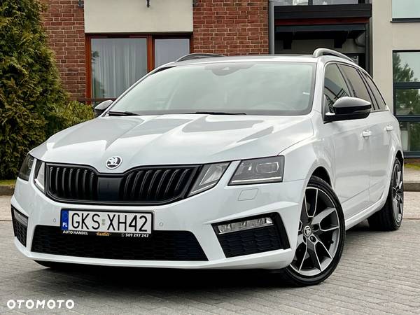 Skoda Octavia Combi 2.0 TSI DSG RS Plus - 3