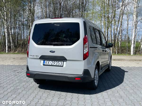 Ford Tourneo Connect - 10