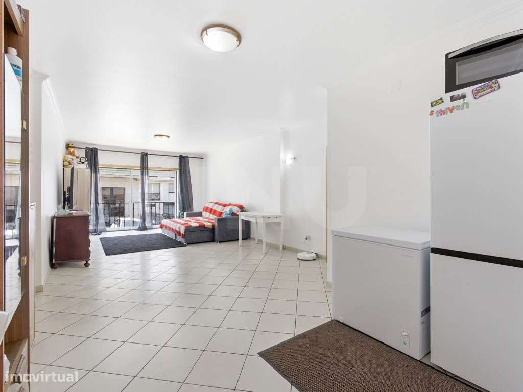 Apartamento T3 Com Parqueamento Nas Caldas Da Rainha