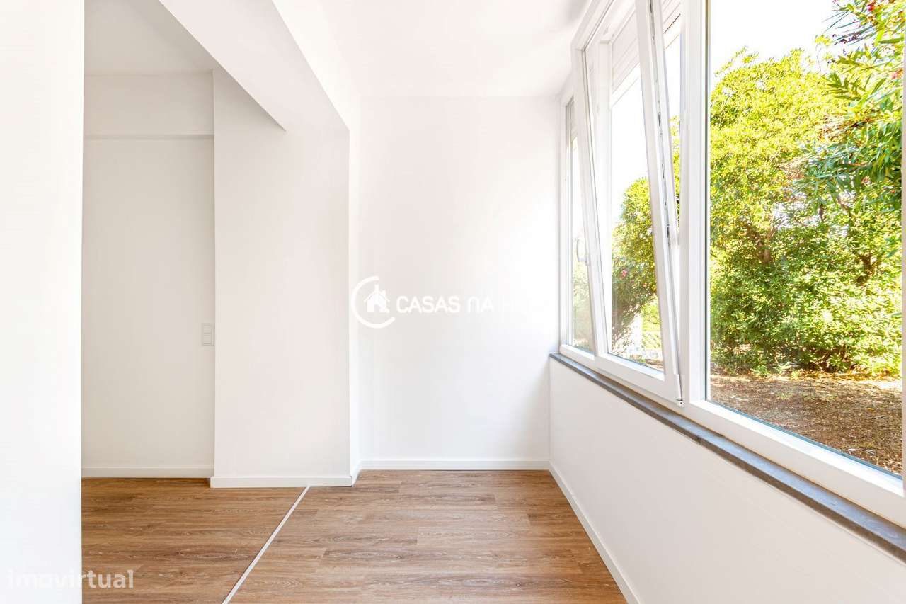 T1 renovado na Av. das Comunidades Europeias em Cascais - Grande imagem: 4/21