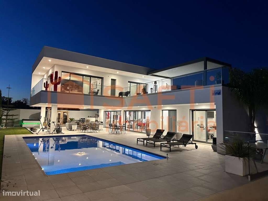 Magnifica e Luxuosa Moradia T3 com piscina - Grande imagem: 2/30